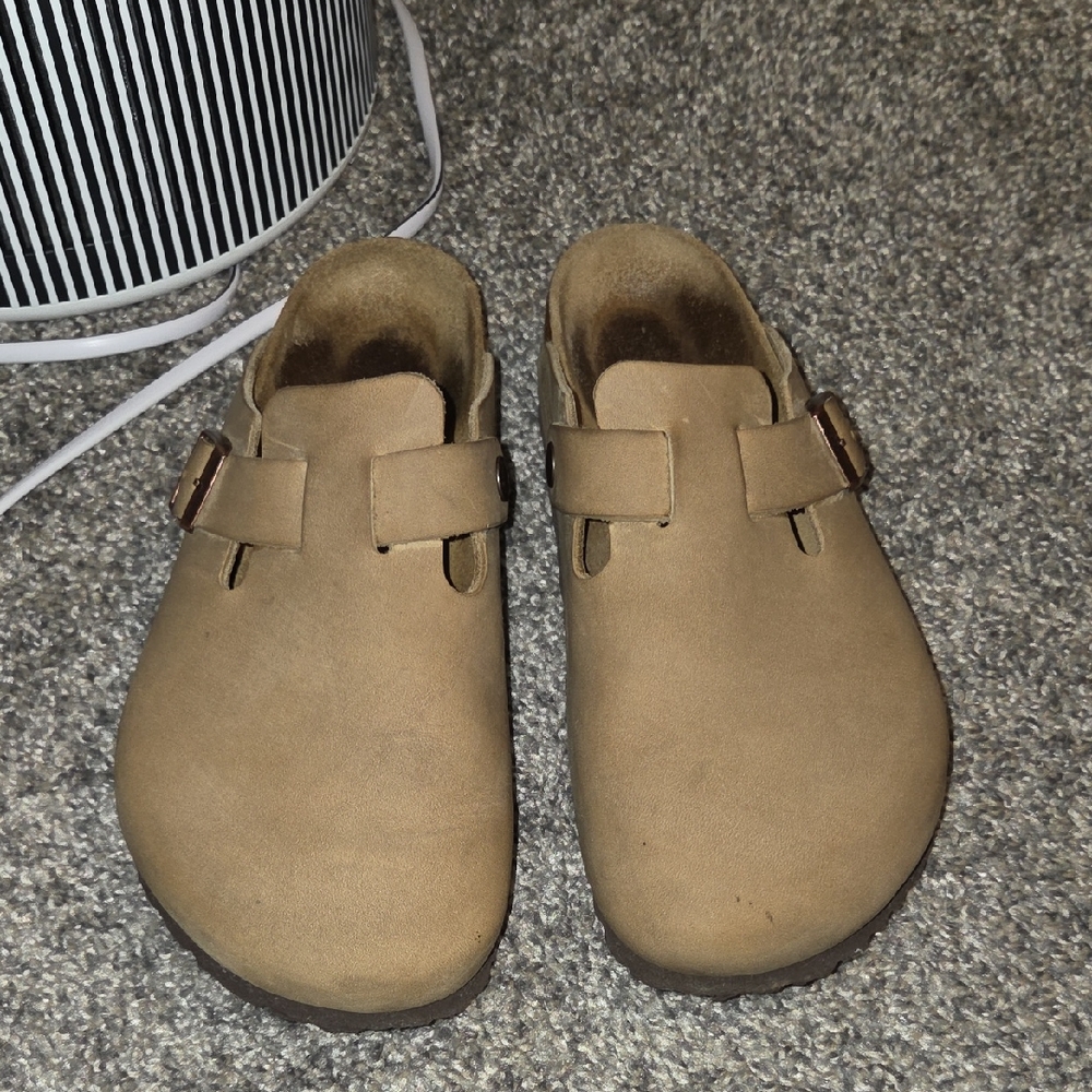 Birkenstock Boston Clogs- Tobacco Brown Oiled Leather